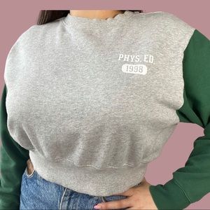Cropped Vintage Sweatshirt